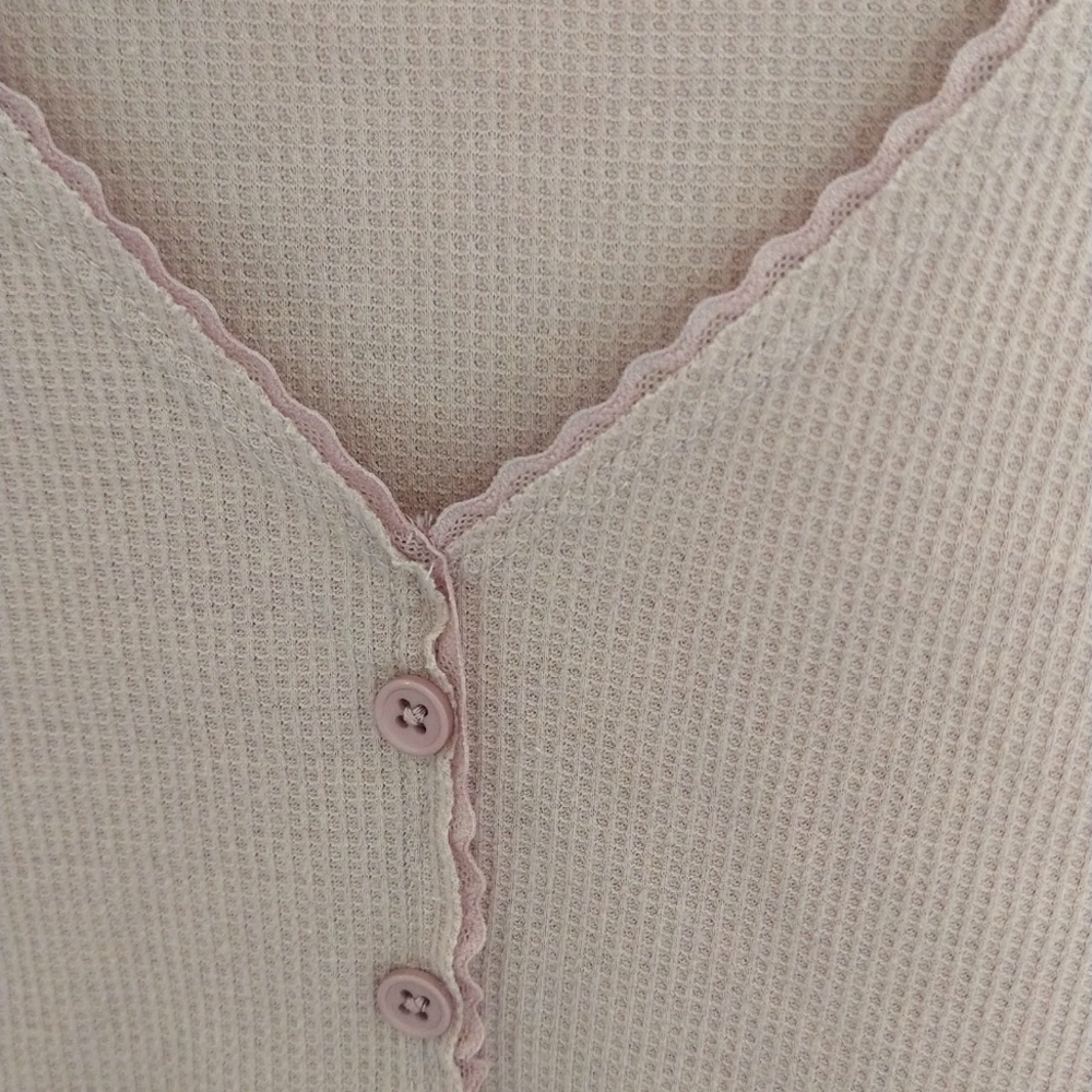 Freshman Lavender Lightweight Waffle-Knit Long-Sleeve Crop Top - Picture 5 of 8